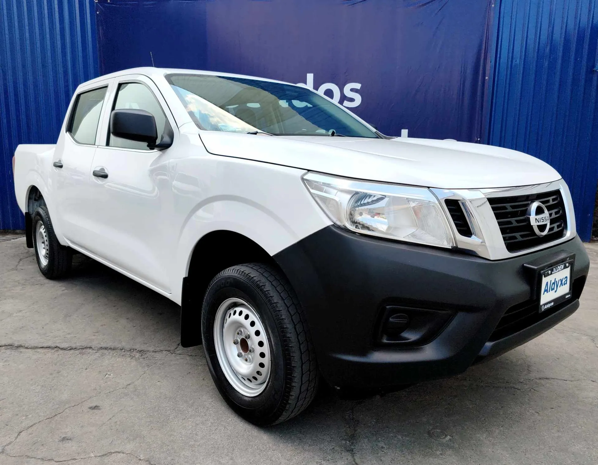 Nissan Np300 2.5 Doble Cabina S Aa Pack Seg Mt