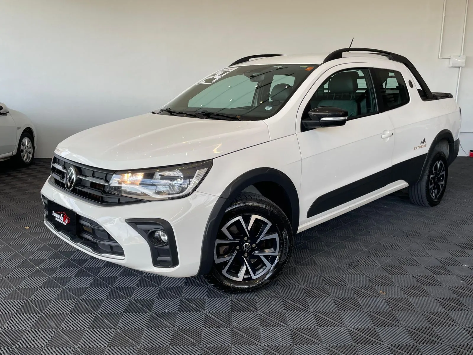 Volkswagen Saveiro Extreme 1.6 Flex 16v Cd 2023/2024