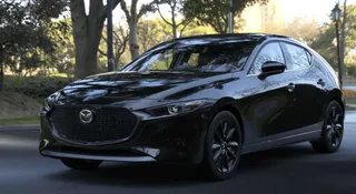 mazda-3-2026-hatchback-negro