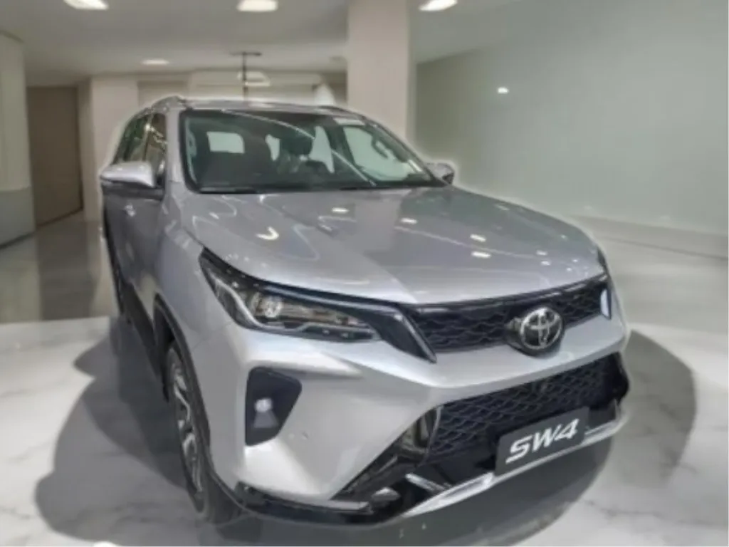 Toyota Hilux Sw4 2.8 D-4d Turbo Diesel Srx Platinum 4x4 Auto
