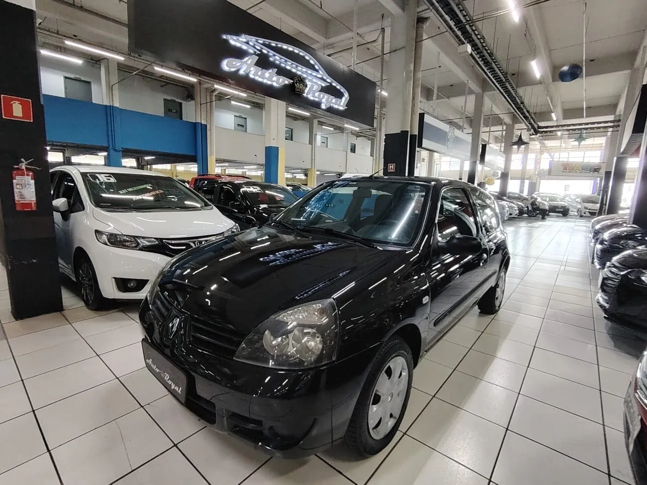 Renault Clio 1.0 16v Campus Hi-flex 3p