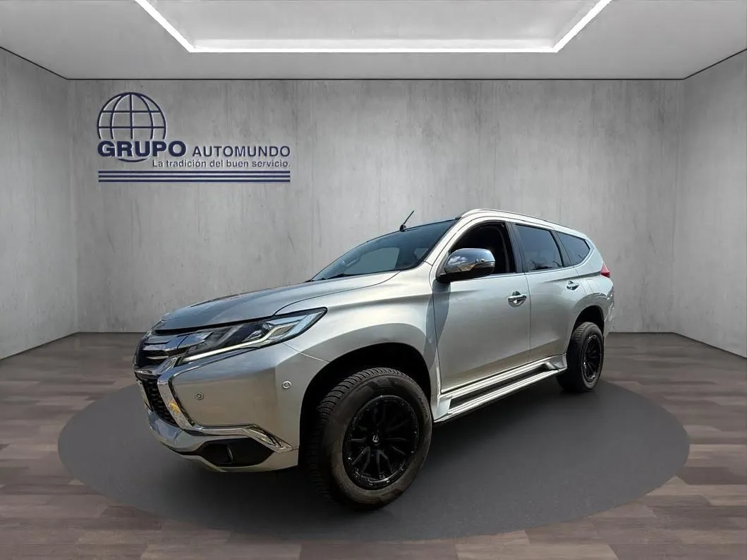 Mitsubishi Montero 2019