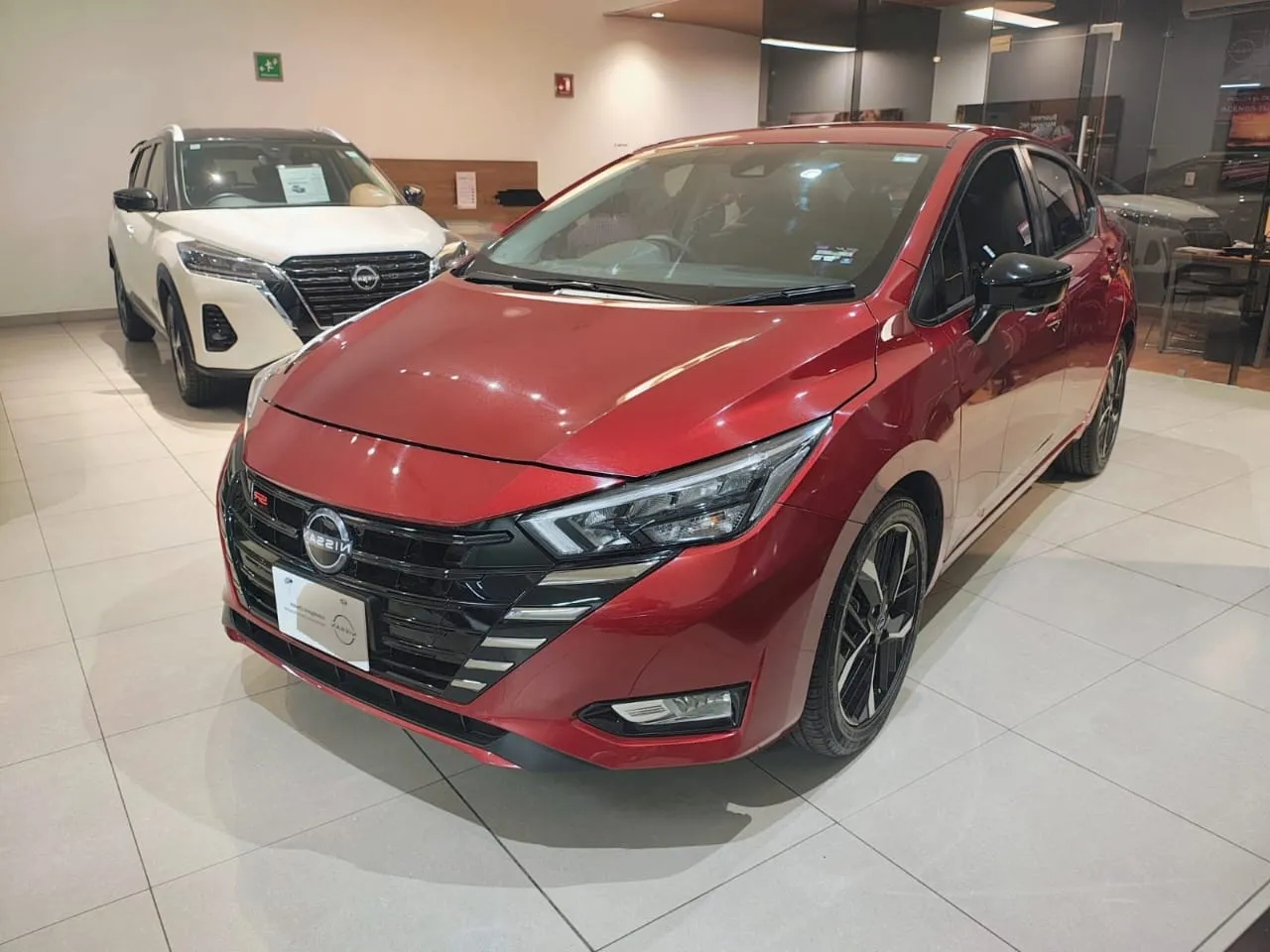 Nissan Versa 2024