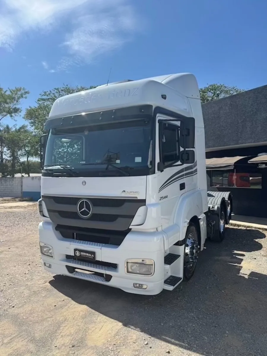 Mercedes Benz Mb 2544 2020 Teto Alto Km Baixo