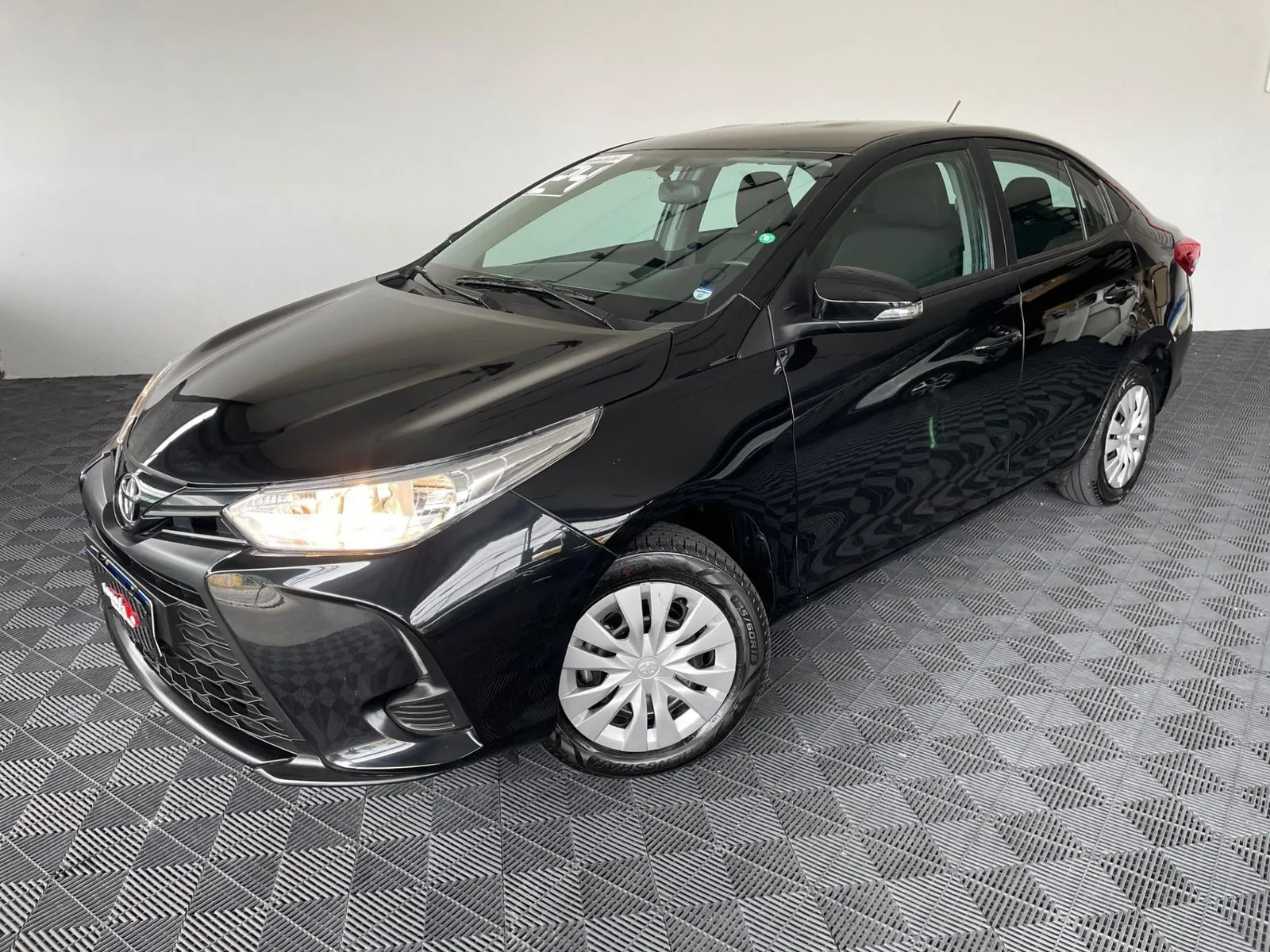 Toyota Yaris Xl Sedan 1.5 Flex 16v 4p Aut. 2024/2024