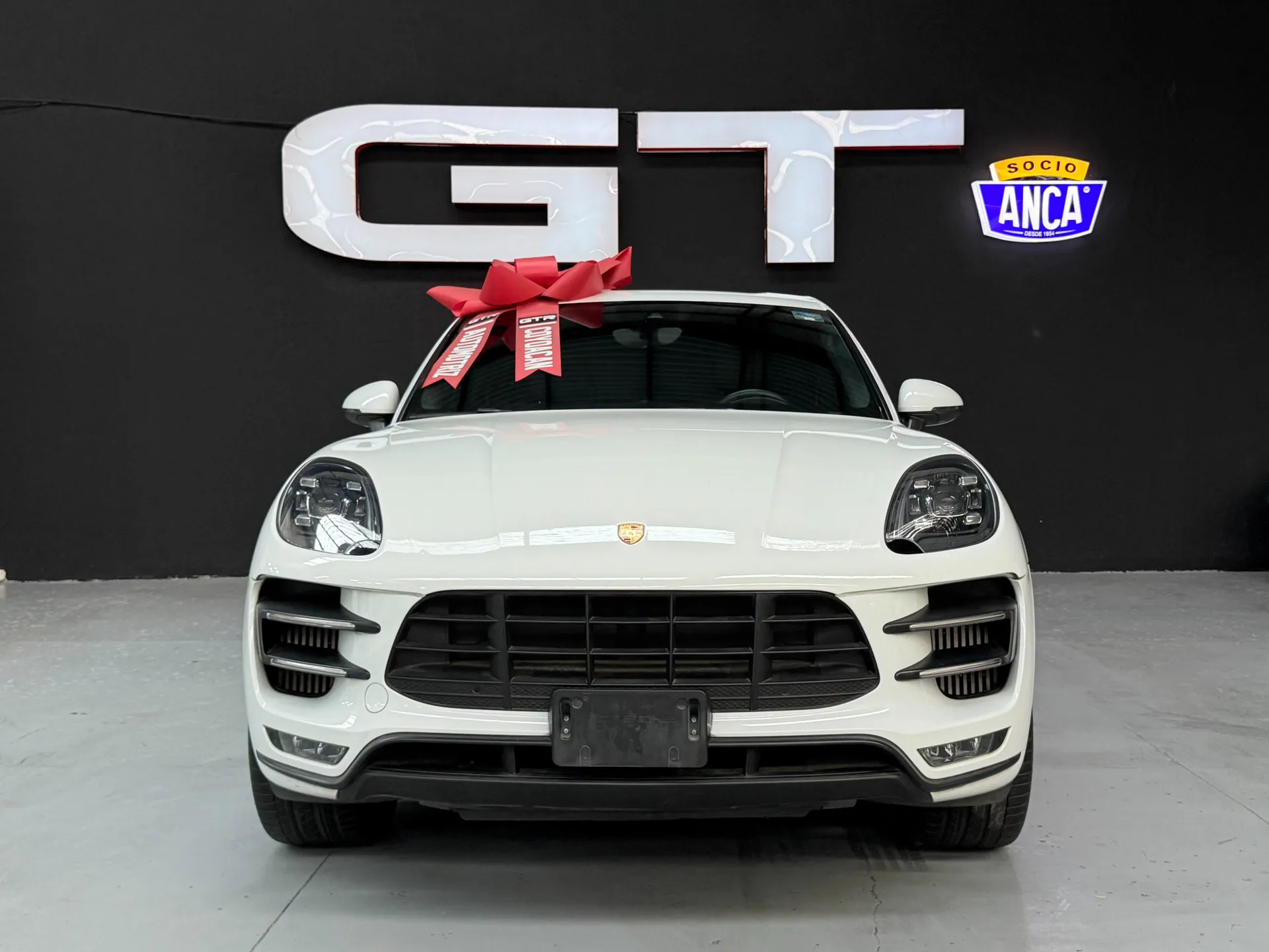 Porsche Macan Turbo 2018