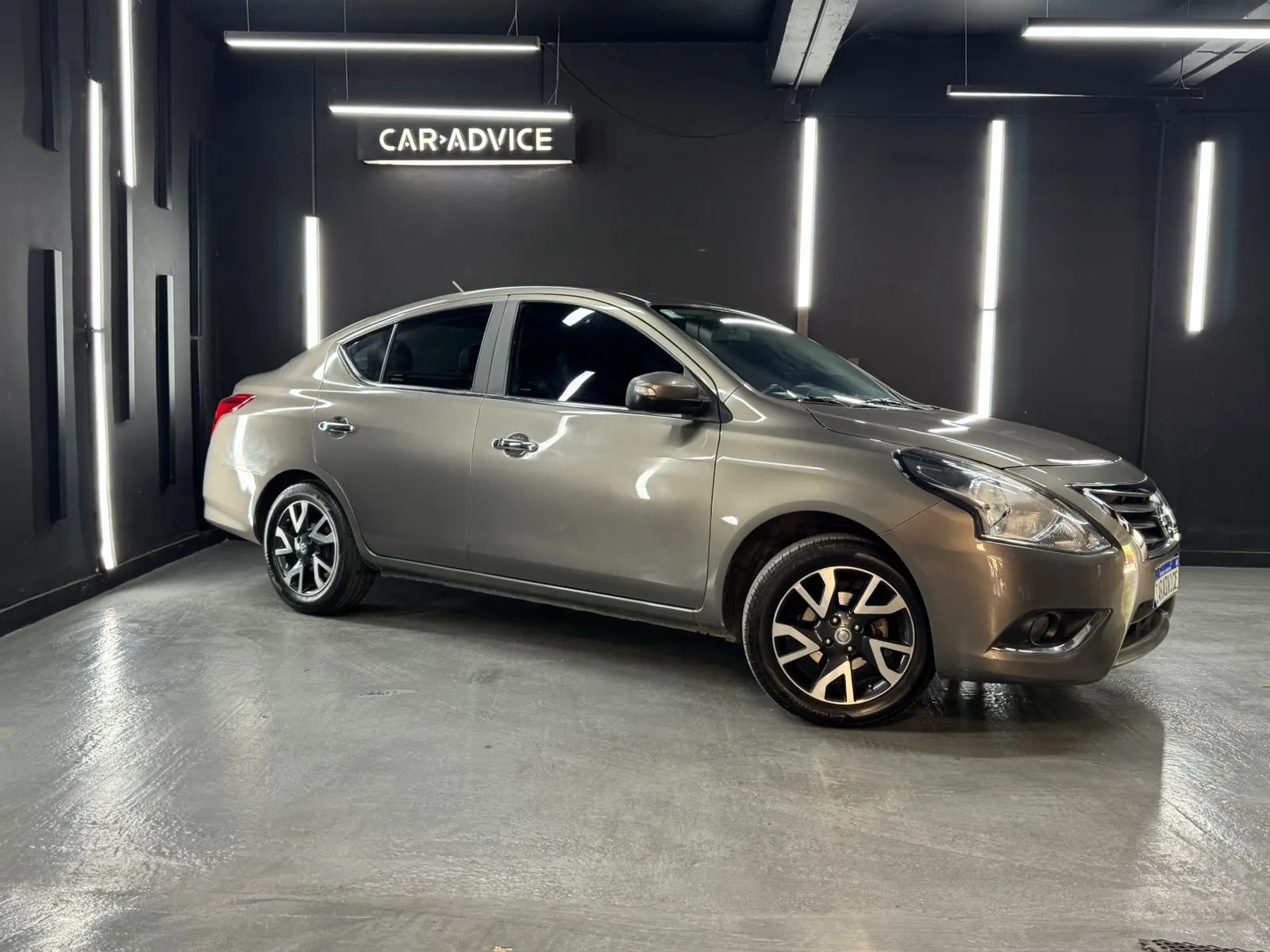 Nissan Versa 1.6 Exclusive Pure Drive At L14