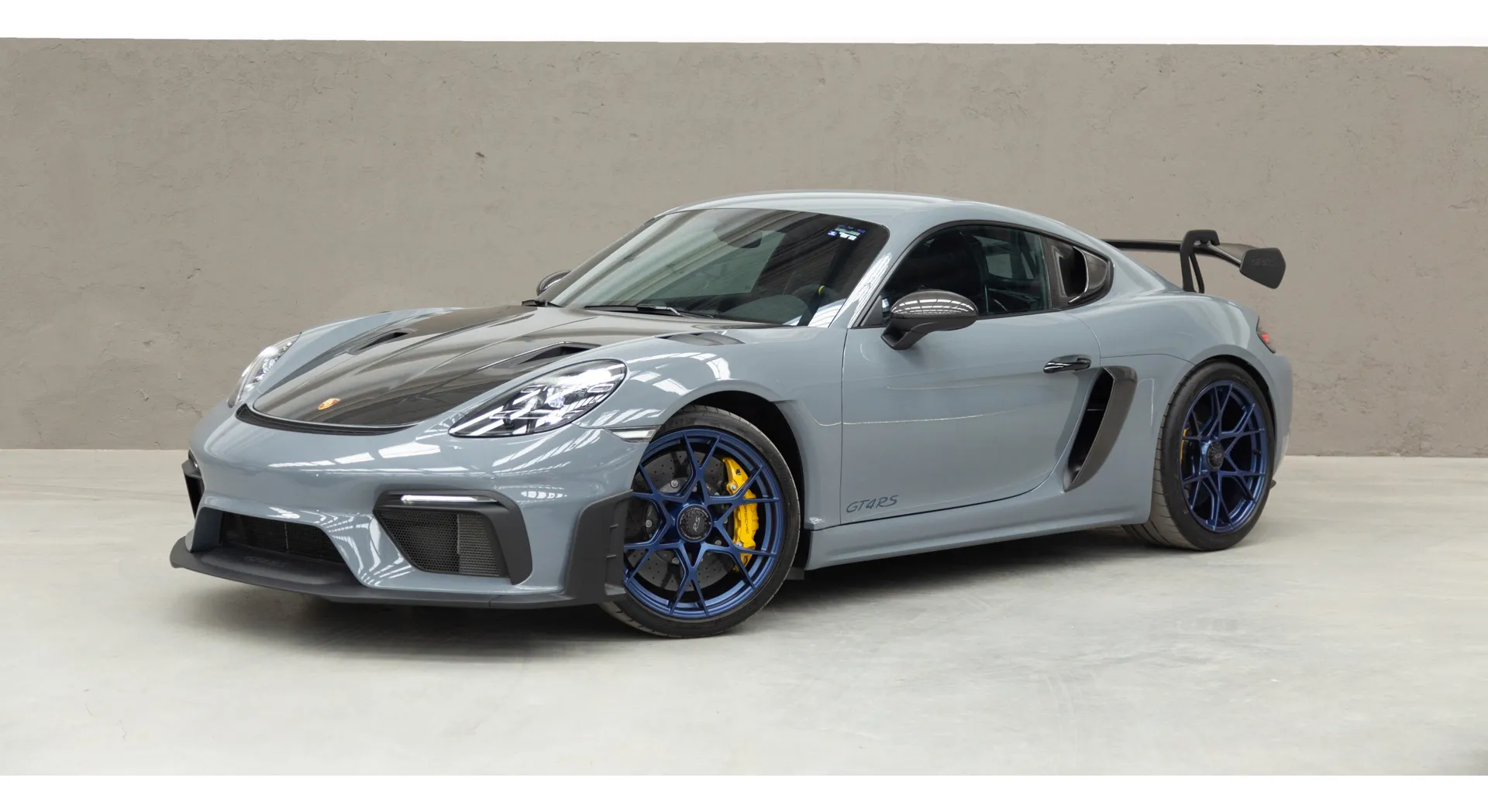 Porsche Cayman 2024