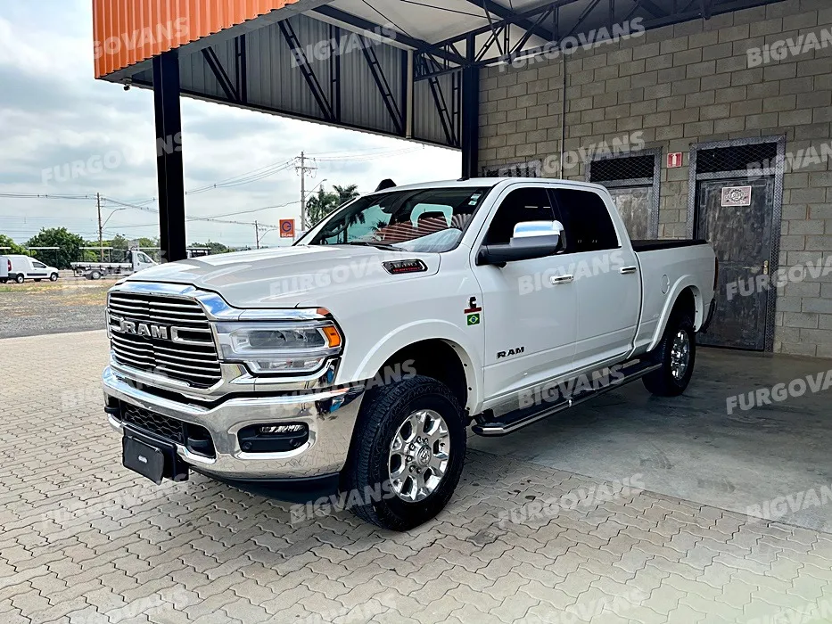 Ram 2022 Laramie 3500 Cd 6.7 4x4 Branca (8a45)