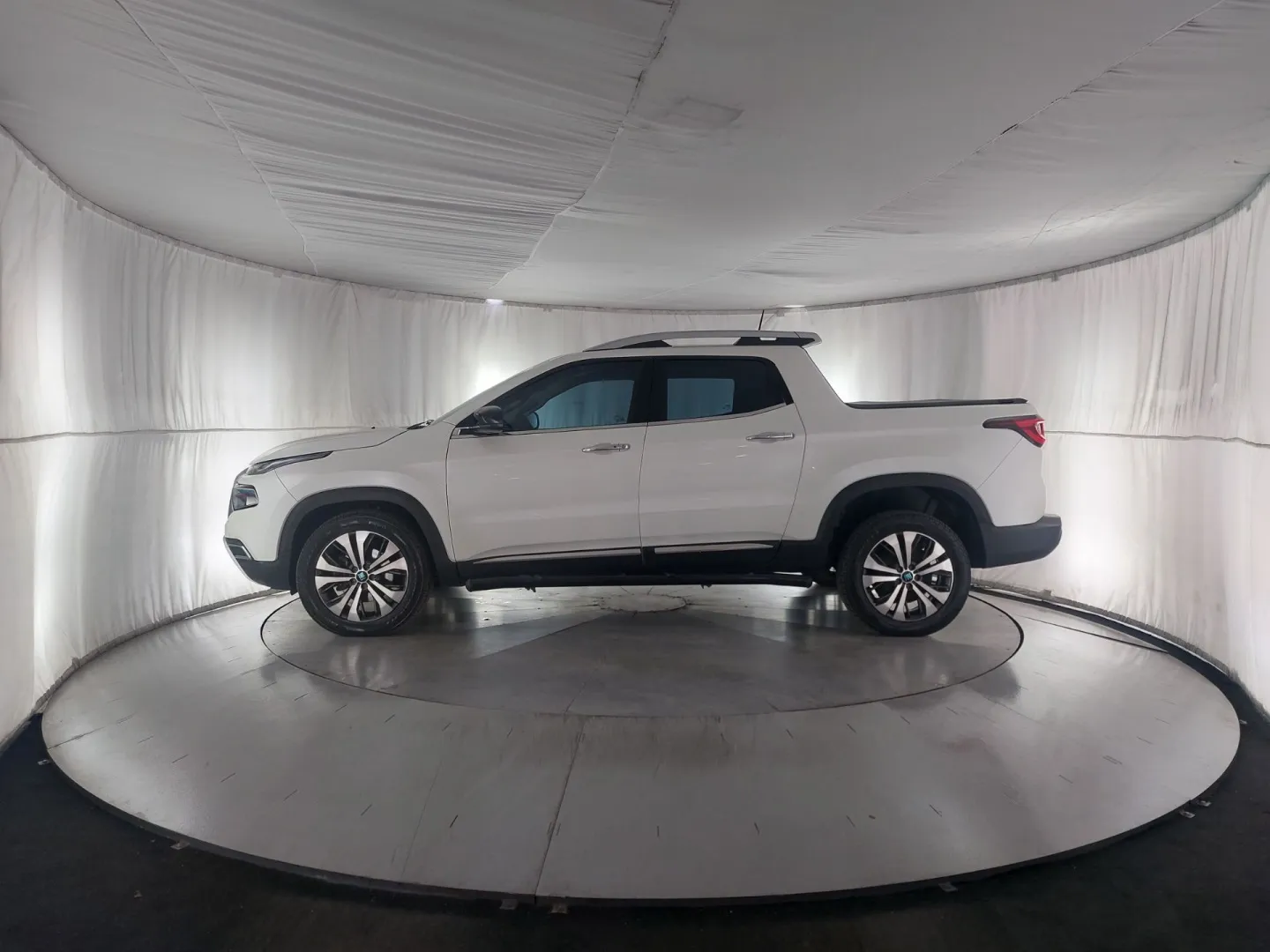 Fiat Toro 2.0 16v Turbo Diesel Volcano 4wd At9