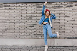 conozca los mejores mom jeans 