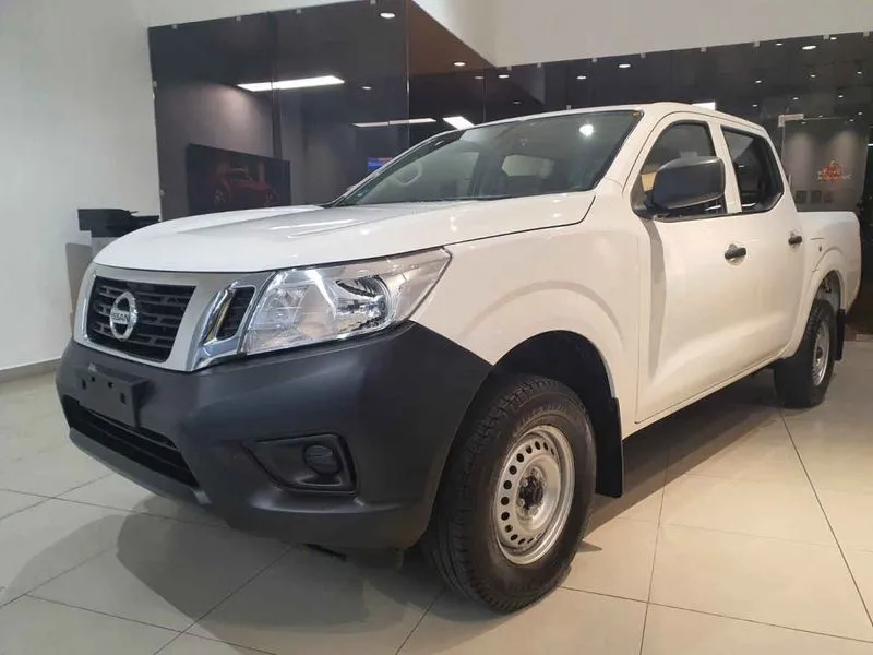 Nissan Doble Cabina Np300 2020
