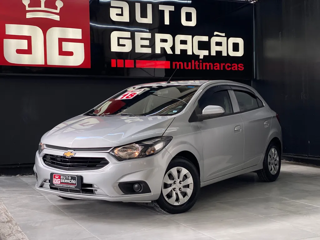 Chevrolet Onix Lt 1.0 Flex Manual Completo E Kit Multimidia