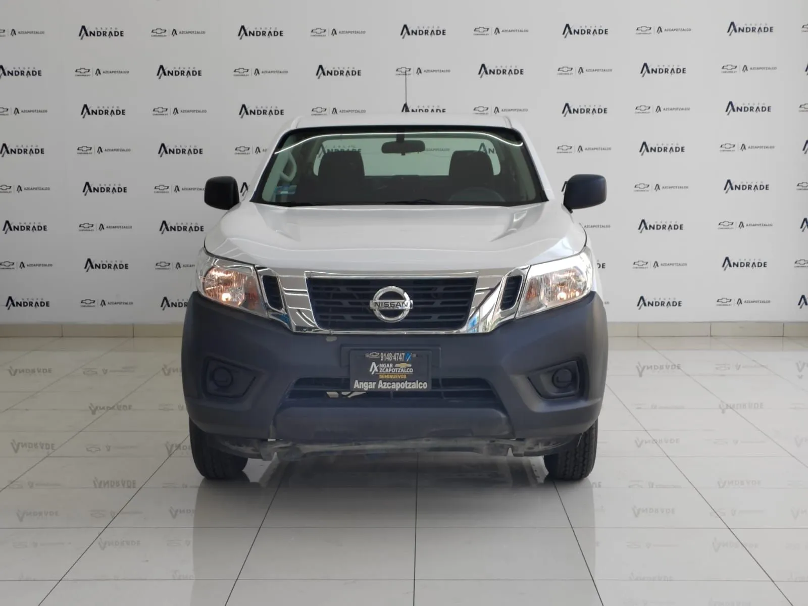 Nissan Np300 2020