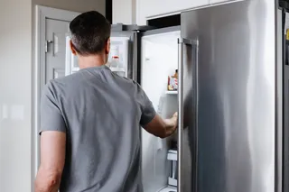 Entiende la diferencia entre refrigerador y frigorífico.