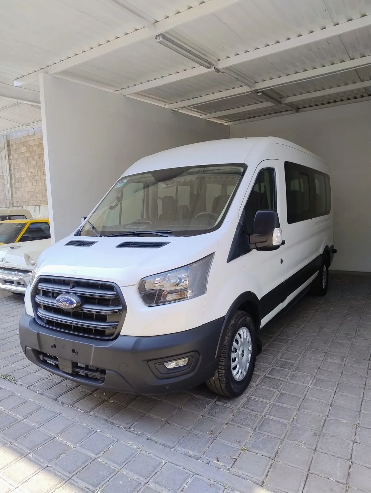 Ford Transit Bus 15 Pasajeros Lwb Ac Diesel
