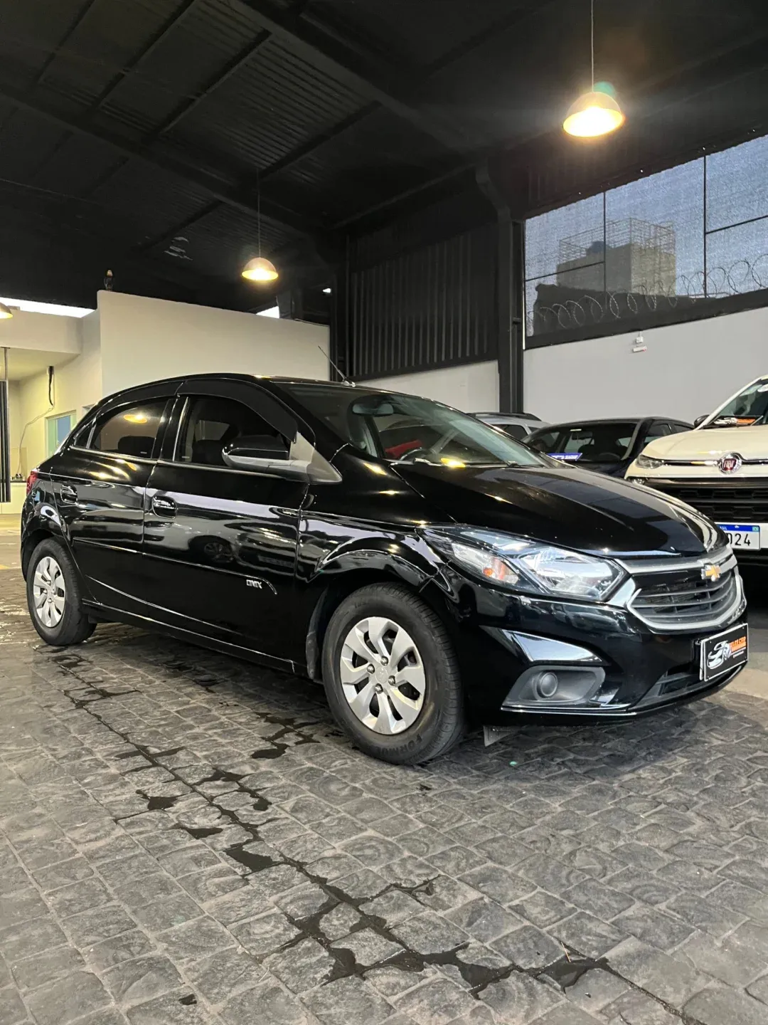 Chevrolet Onix 1.0 Mpfi Lt 8v Flex 4p Manual