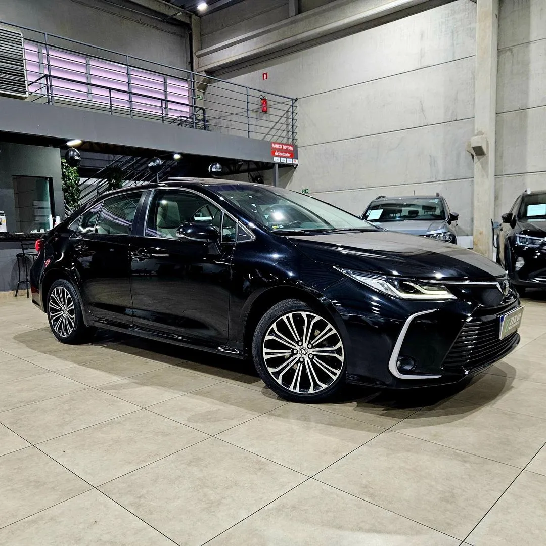 Toyota Corolla Altis 20 2023