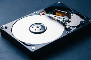 ¿Cómo saber qué disco duro comprar para mi laptop?