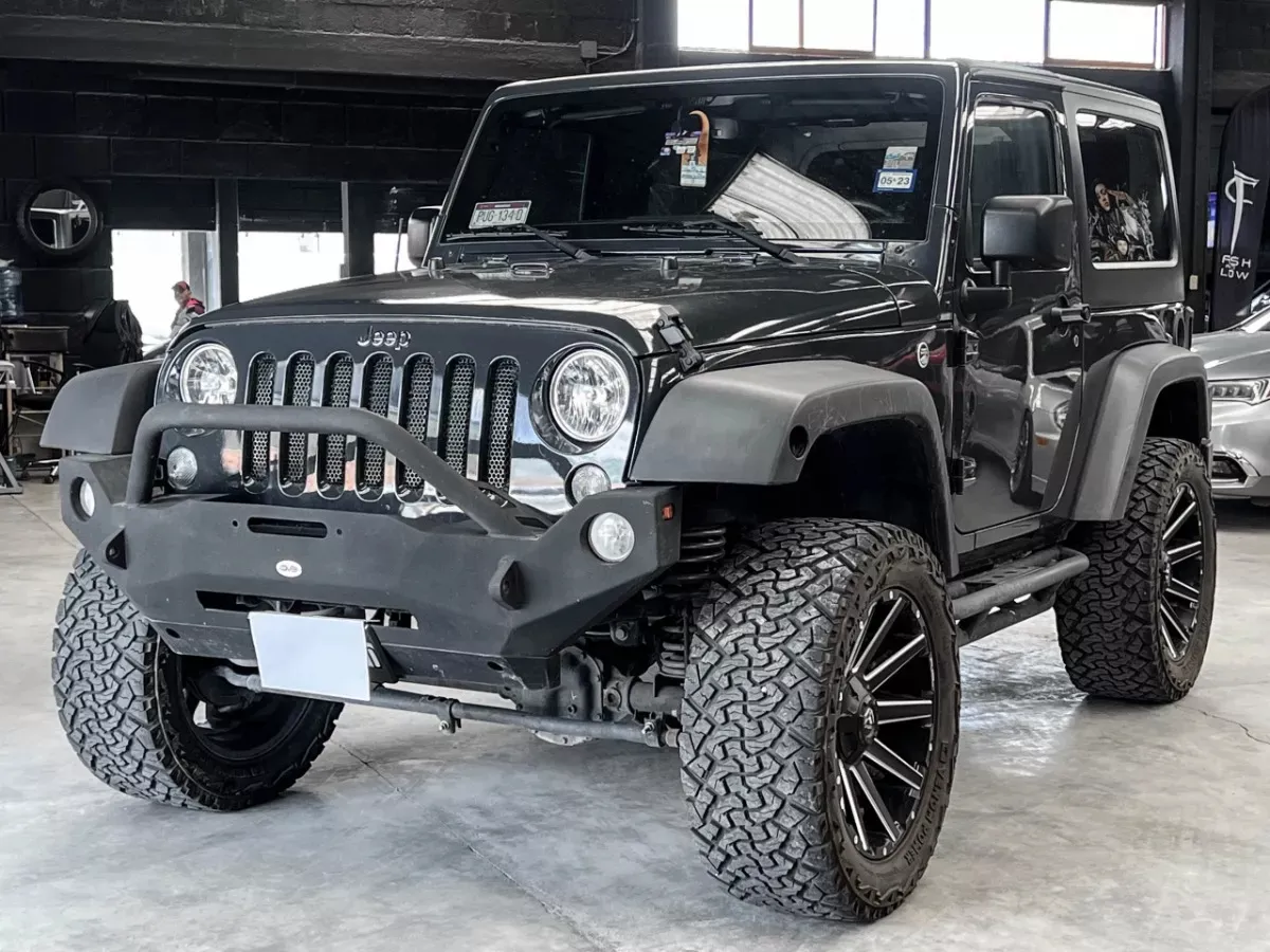 Jeep Wrangler 3.7 Sport X 3.6 4x4 Mt