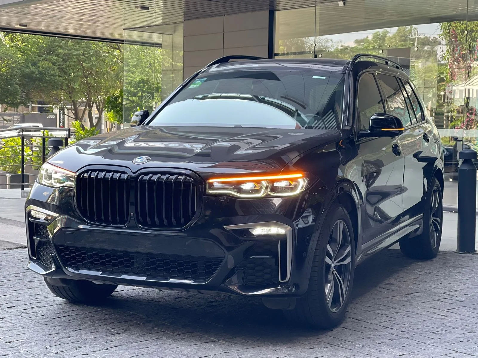 Bmw X7 4.4 V8 M50i