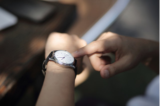 Las mejores marcas de relojes de rango medio: Certina, Tissot, Hamilton, Mido y más.