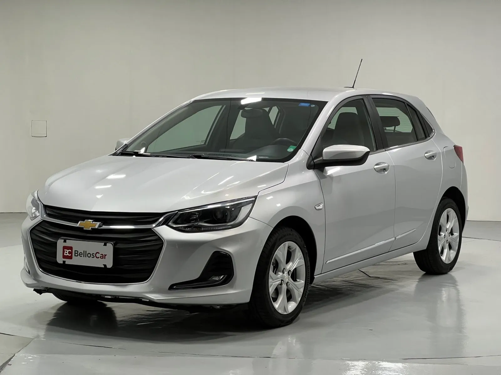 Chevrolet Onix Hatch Prem. 1.0 12v Tb Flex 5p Aut. 2020/...