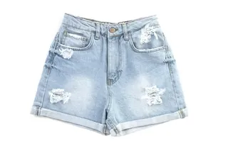 descubra el mundo de los shorts y las bermudas.