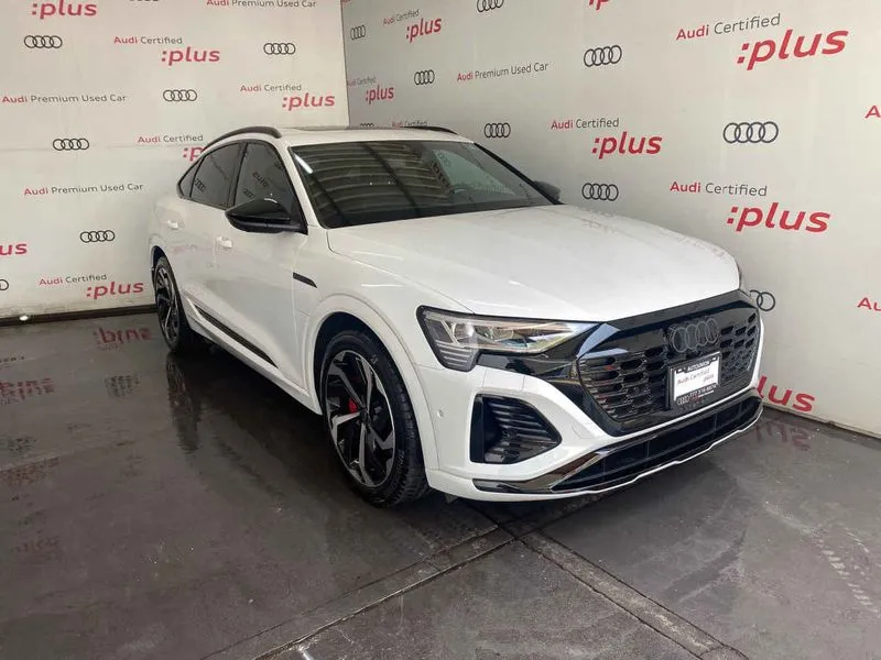 Audi Q8 E-tron Sportback S Line 2024