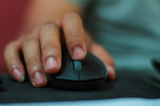 aprenda a configurar los ajustes del logitech g305