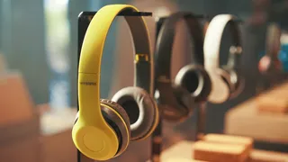 Beats Solo 3 vs Sony WH 1000XM3: El poder del sonido dispuesto para tus oídos.
