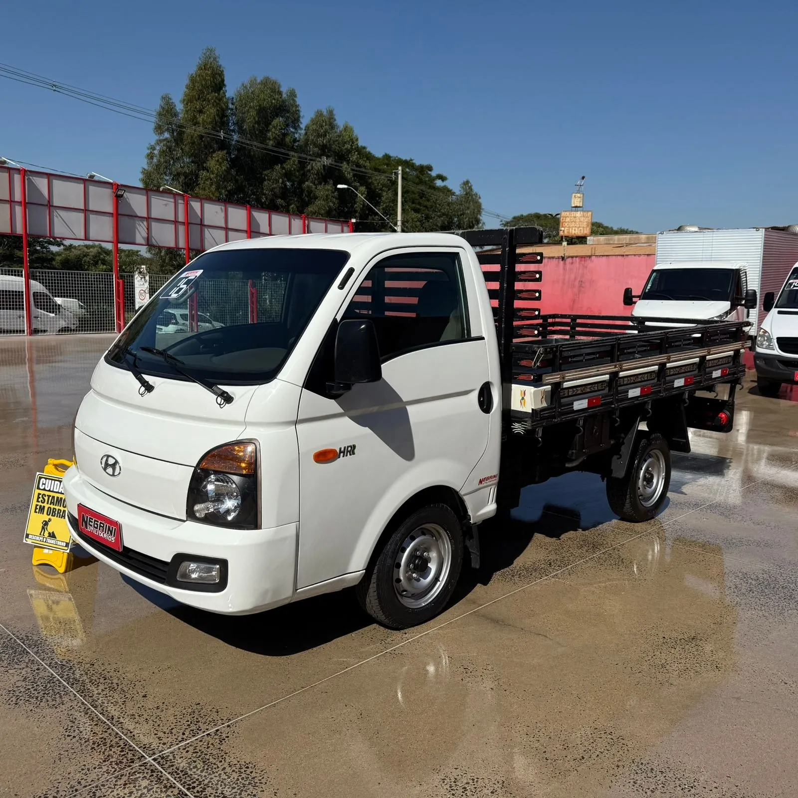Hyundai Hr Carroceria De Madeira 2016