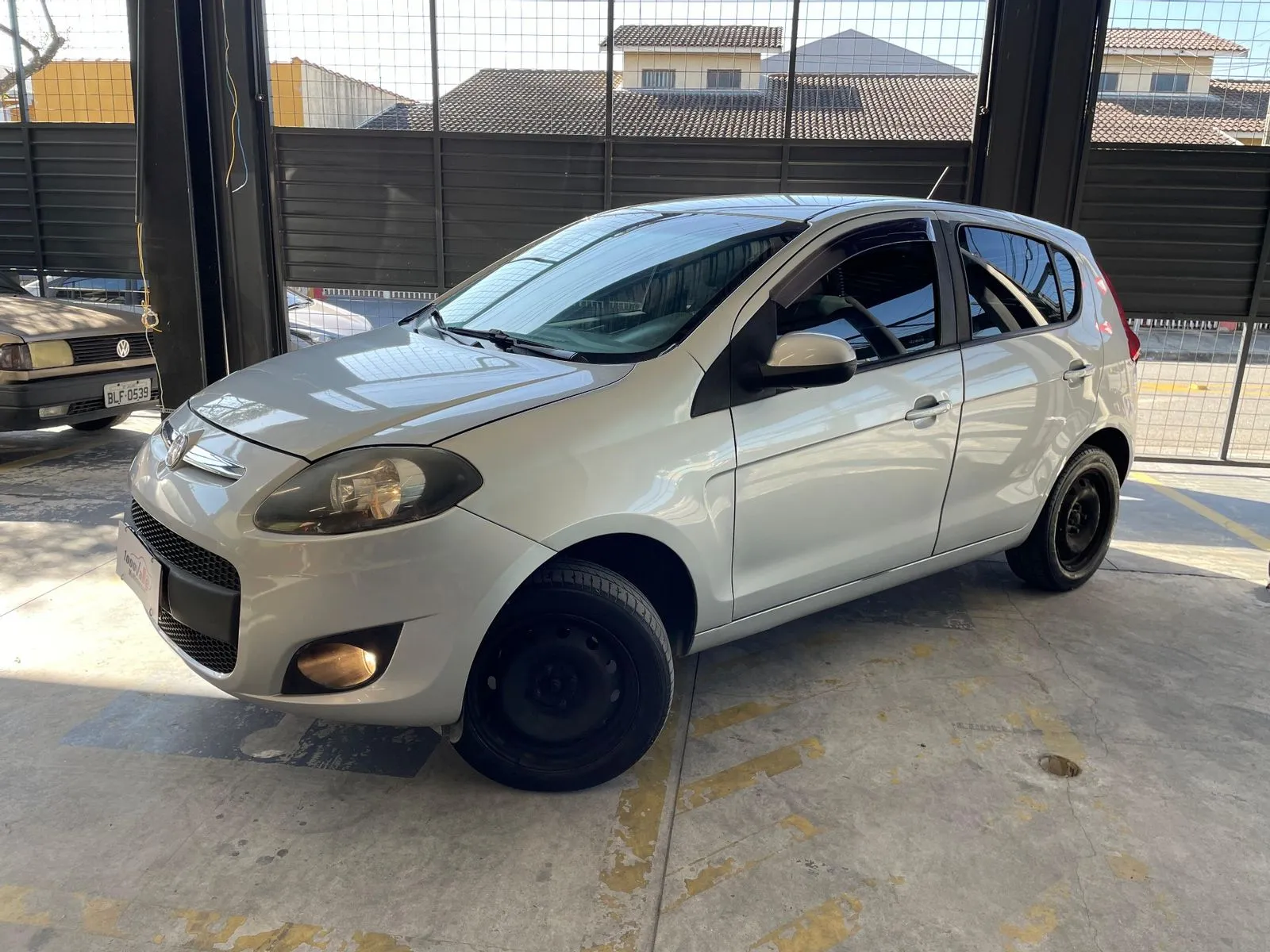 Fiat Palio Essence Dualogic 1.6 Flex 16v 5p 2013/2013