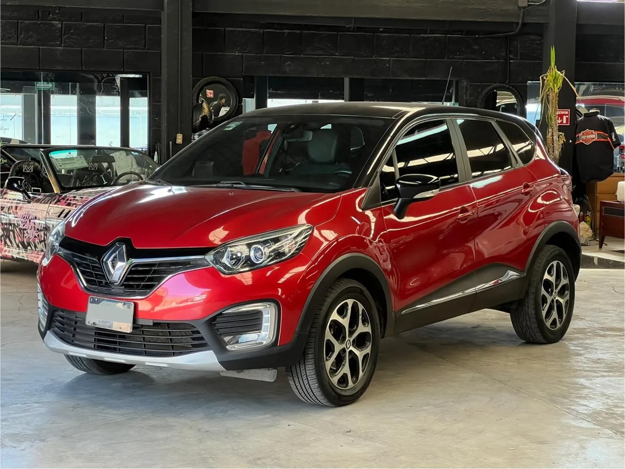 Renault Captur 2.0 Iconic At