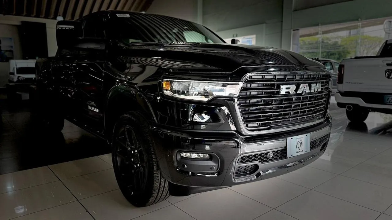 Ram 1500 3.0 Laramie Sport 4x4 At 2025