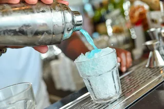  tudo sobre as máquinas de gelo para drinks 