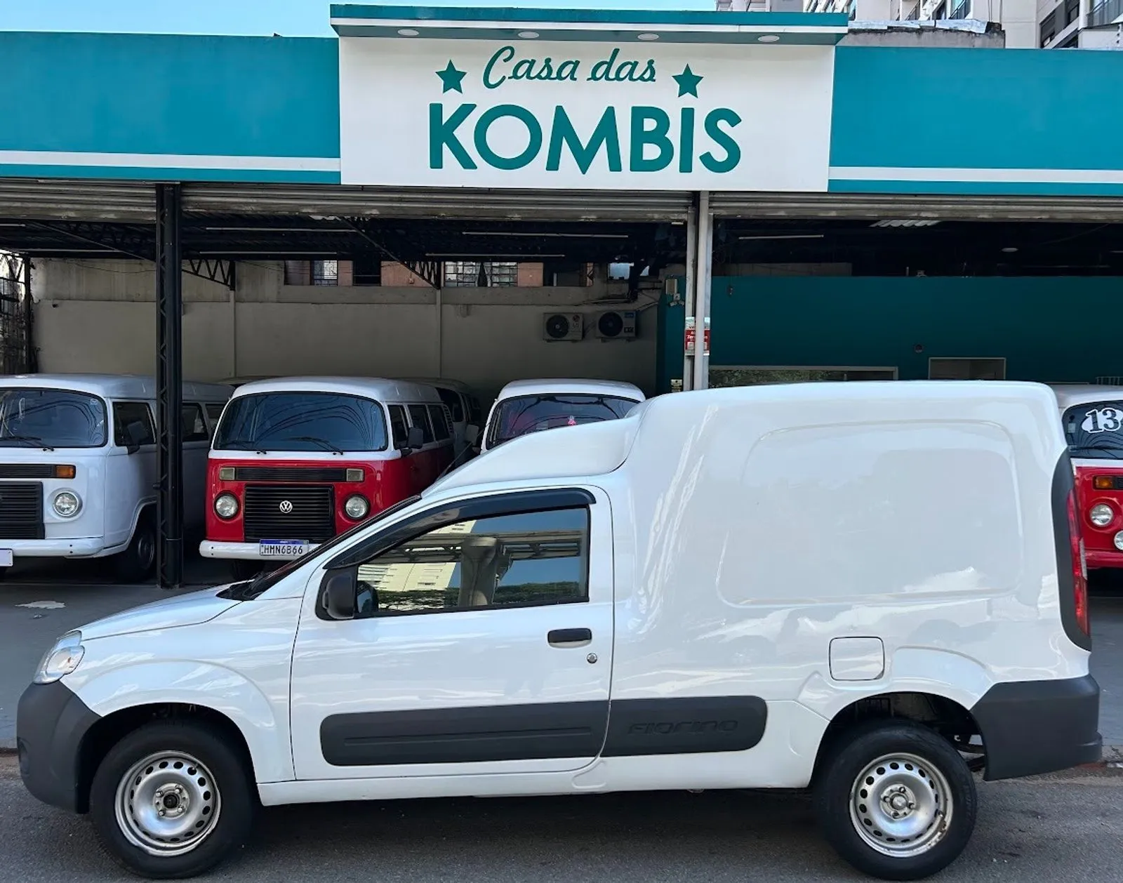 Fiat Fiorino Furgão Work. Hard 1.4 Flex 8v 2p 2020/2021