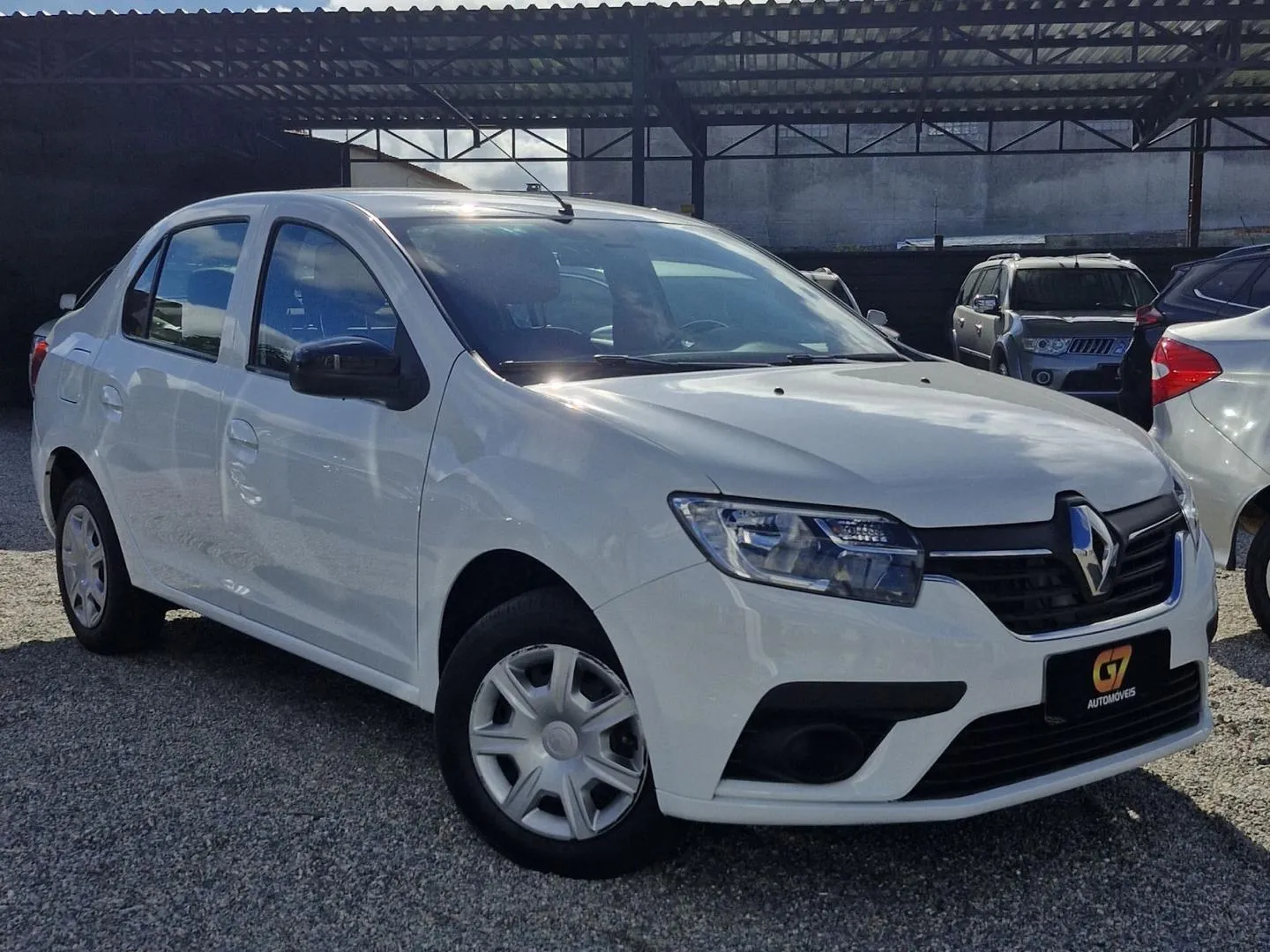 Renault Logan Zen10mt 2024