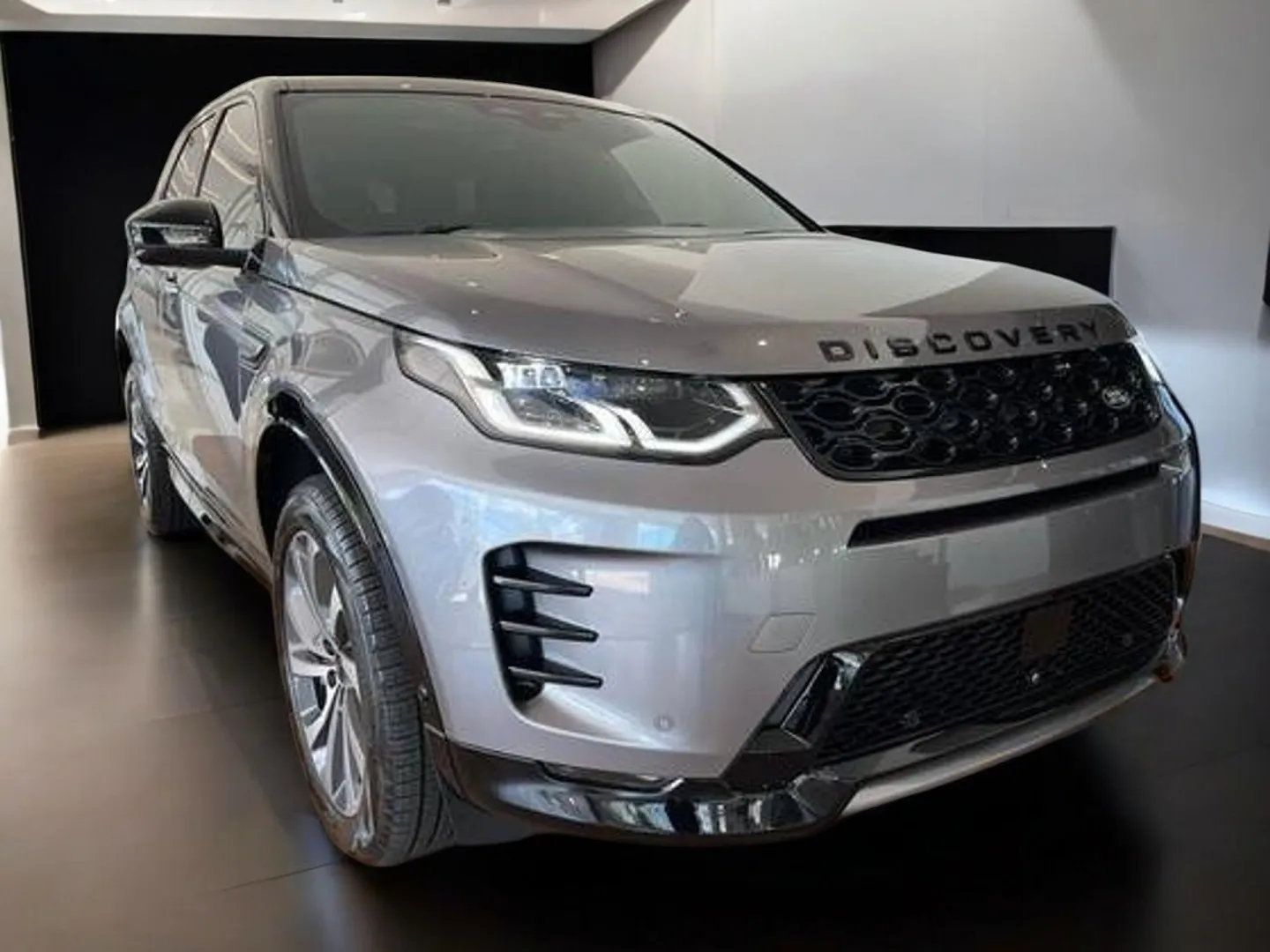 Land Rover Discovery Sport 2.0 D200 Turbo Diesel R-dynamic S