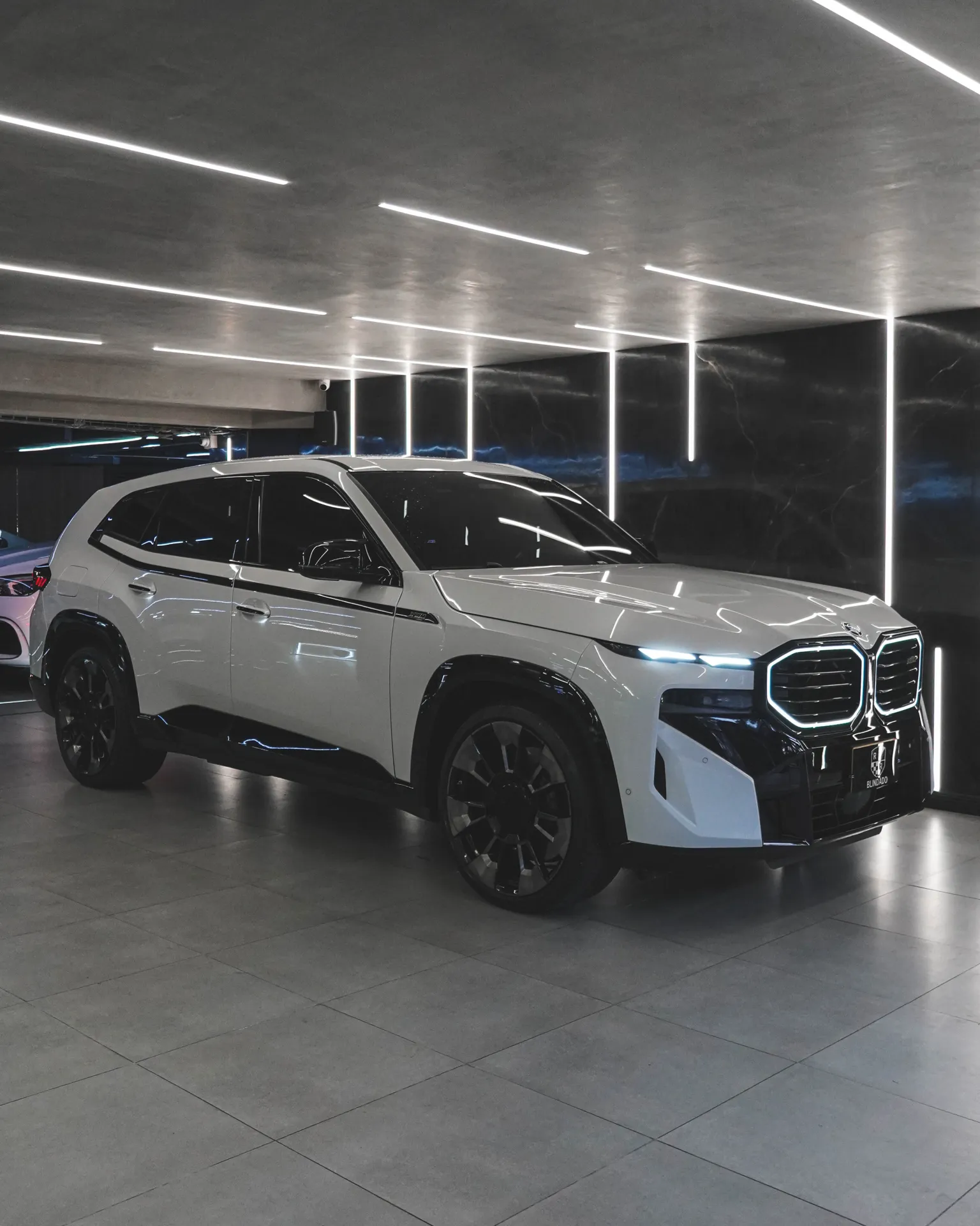 Bmw Xm Hibrída Blindada 2+ 2024