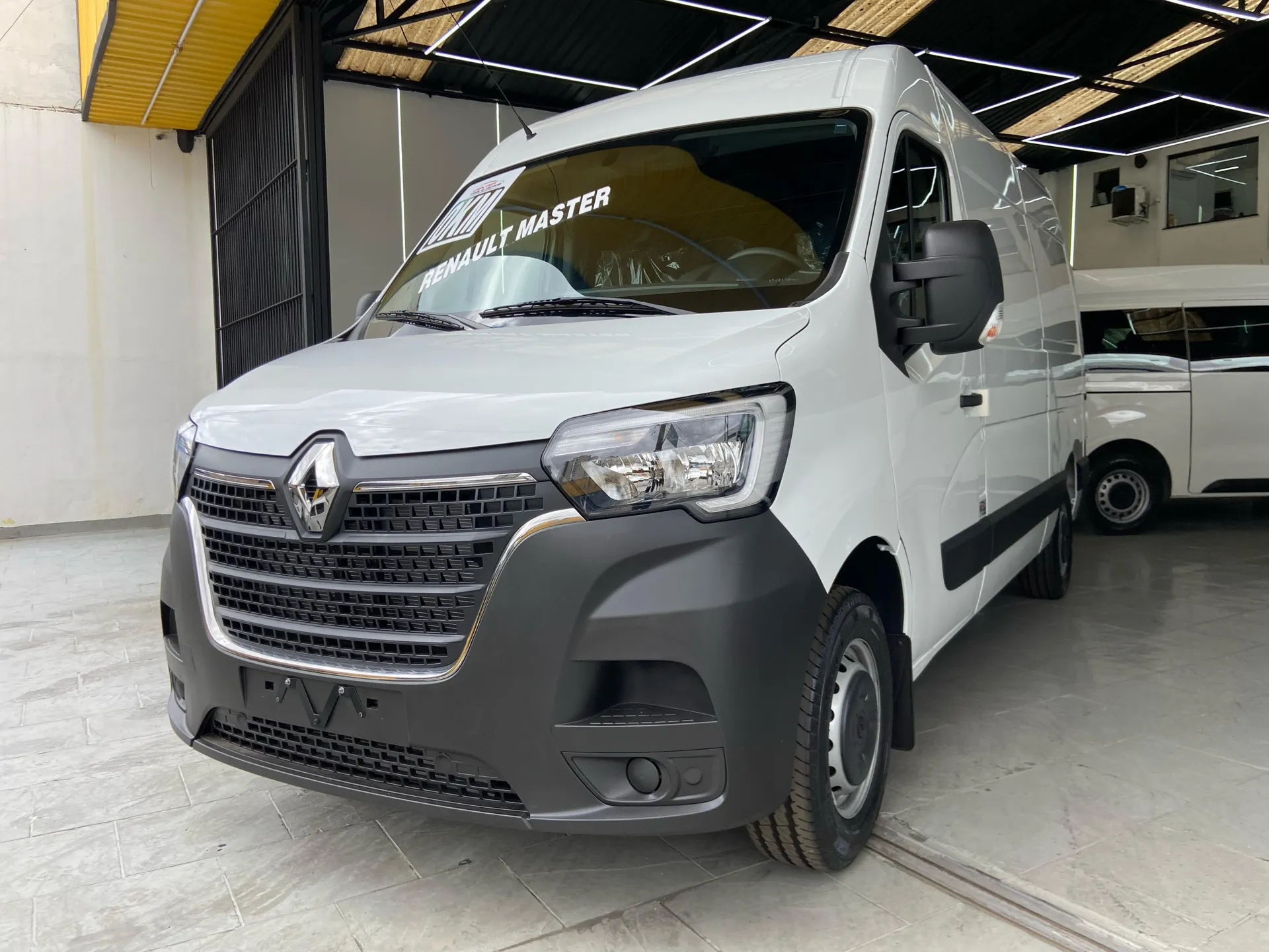 Renault Master Furgão 2.3 Grand L2h2 5p