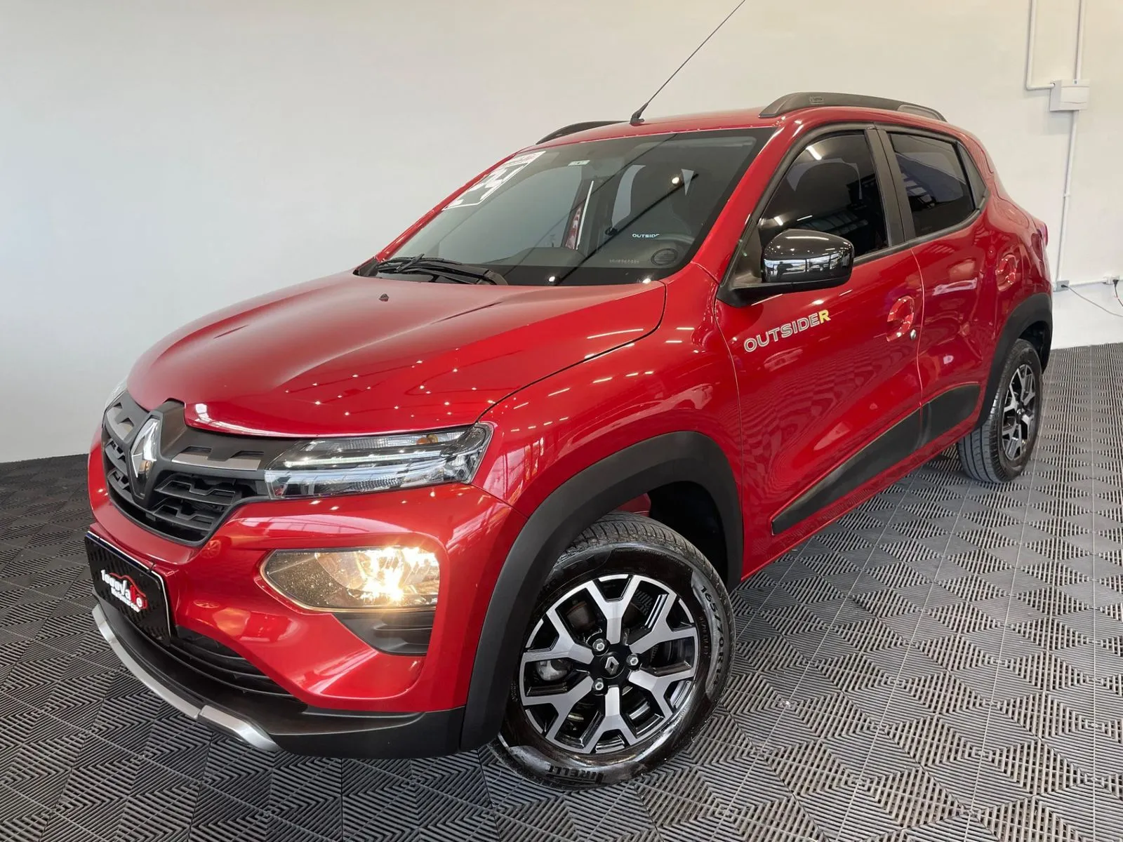 Renault Kwid Kwid Outsider 1.0 Flex 12v 5p Mec. 2023/202...