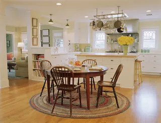 GuÃa Completa para Elegir la Mesa de Comedor Perfecta: 4 Sillas vs. 6 Sillas