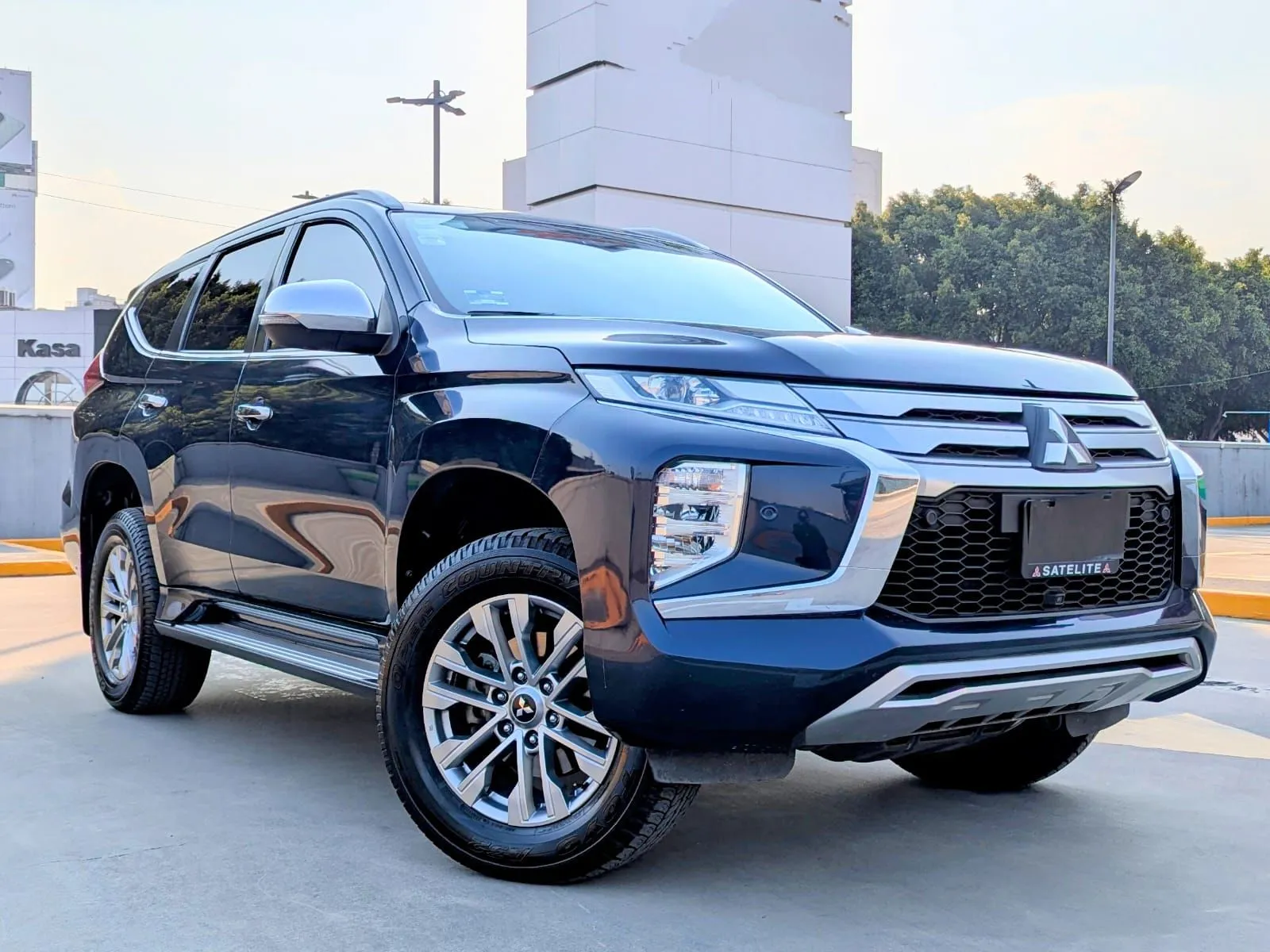 Mitsubishi Montero 2020