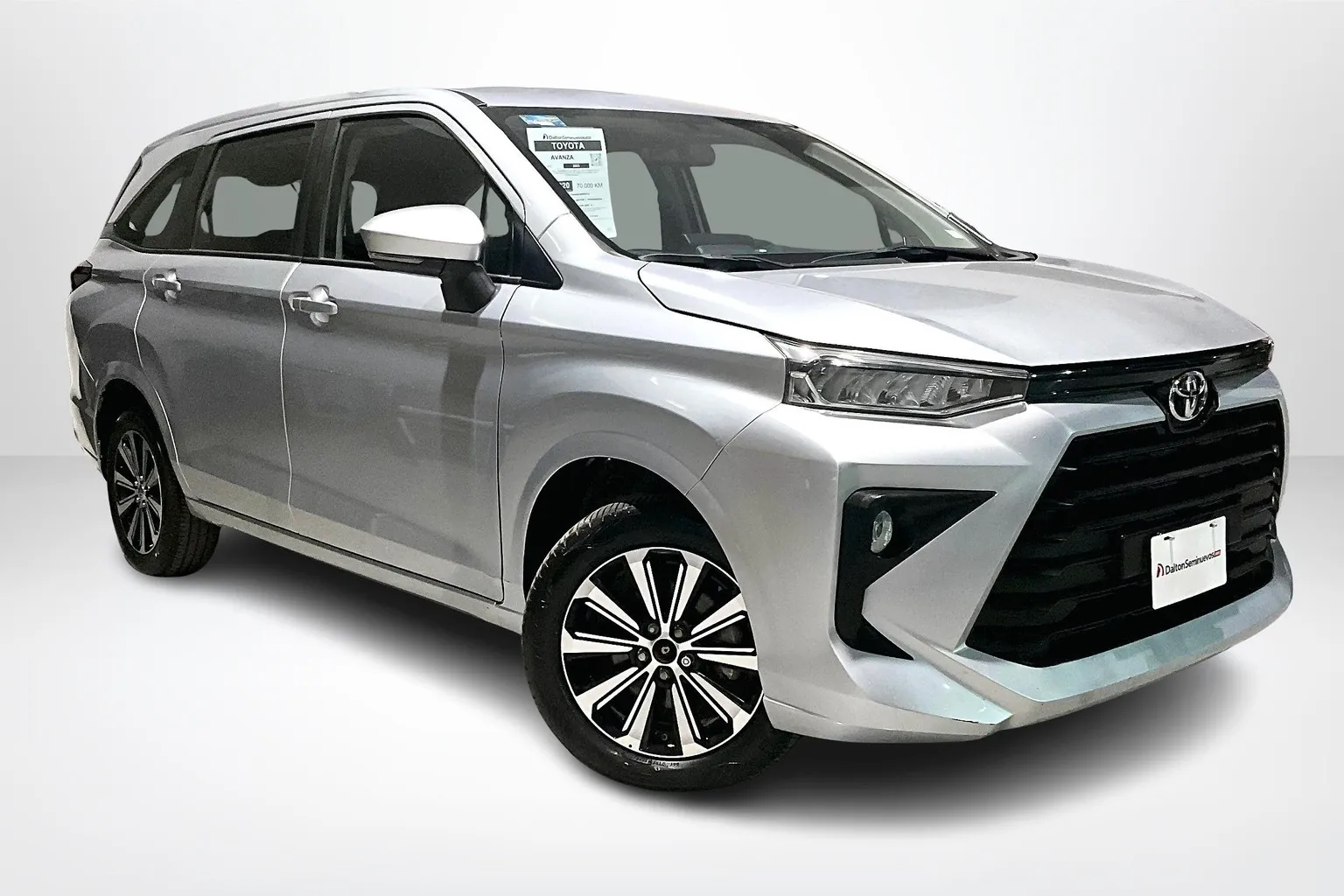 Toyota Avanza 2023