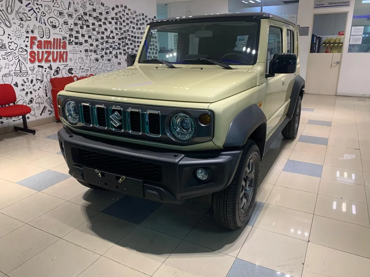 Suzuki Jimny 2025