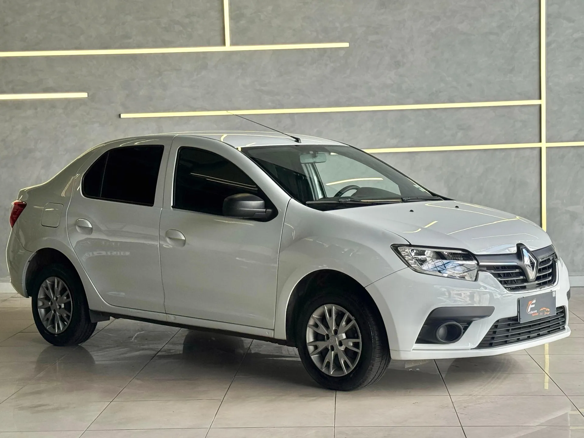 Renault Logan 1.0 Zen 12v 4p