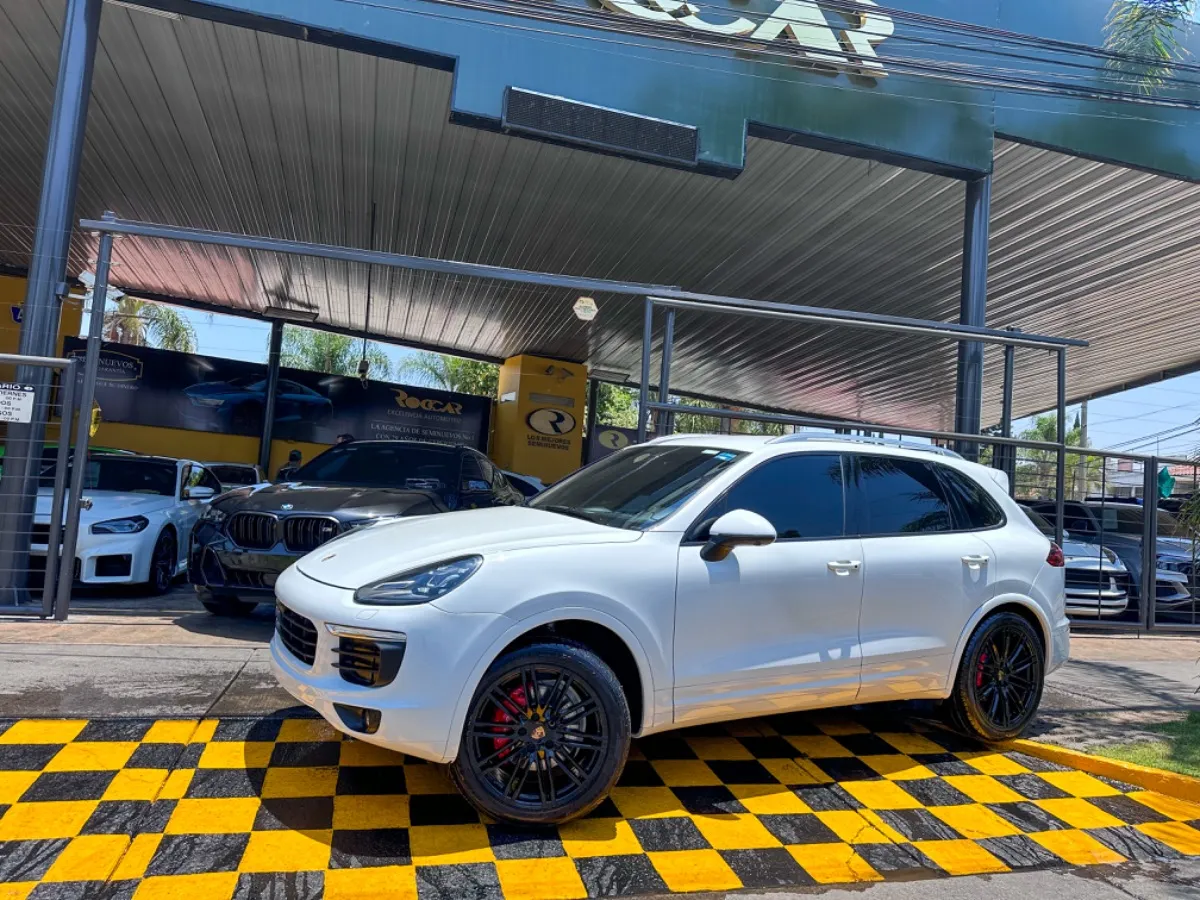 Porsche Cayenne 2016  