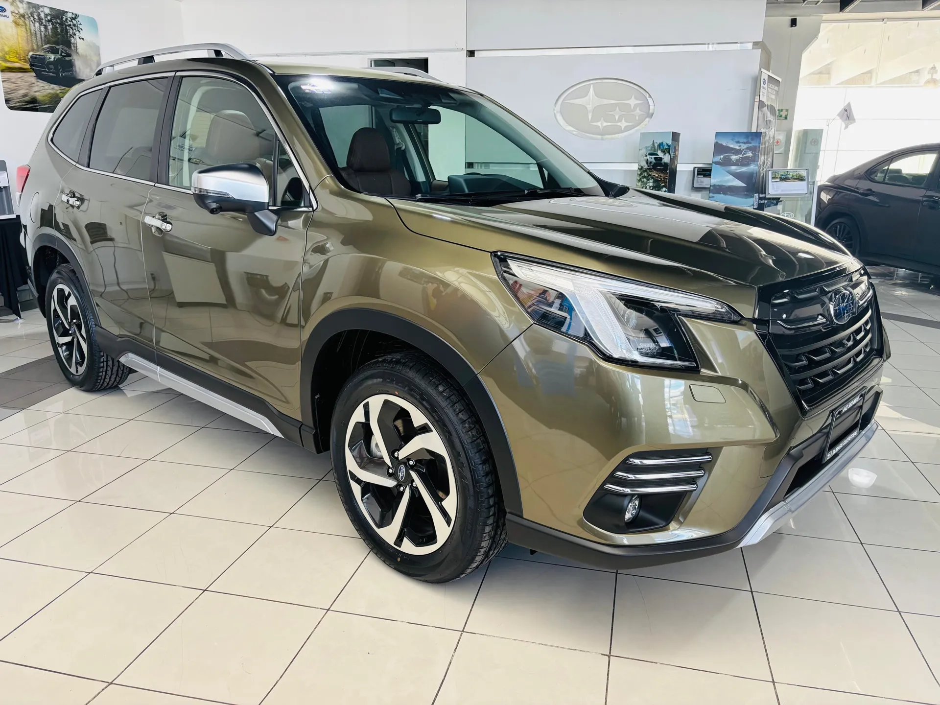 Subaru Forester 2.5 Touring Awd Cvt