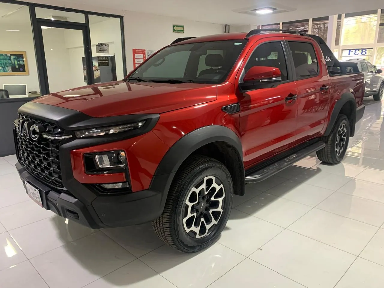 Jac T9 2.0t Frison 4x4